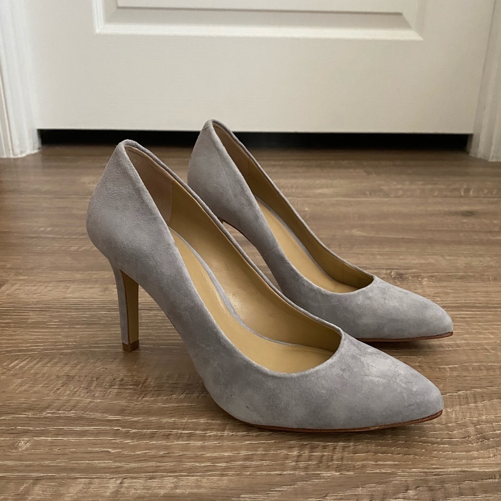 Ann Taylor Kenzie Suede Heels US 5.5 Gray